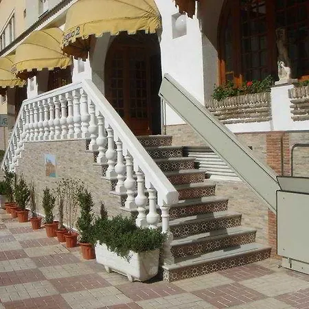 Ξενοδοχείο Regio 2 3*